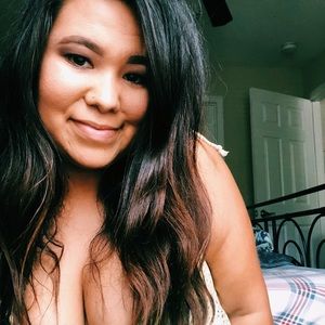 Meet your Posher, Layla